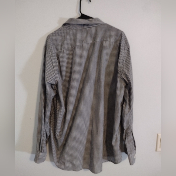 Dockers Button Down Dress Shirt Size XL Color Black and White Checkered - Picture 3 of 3